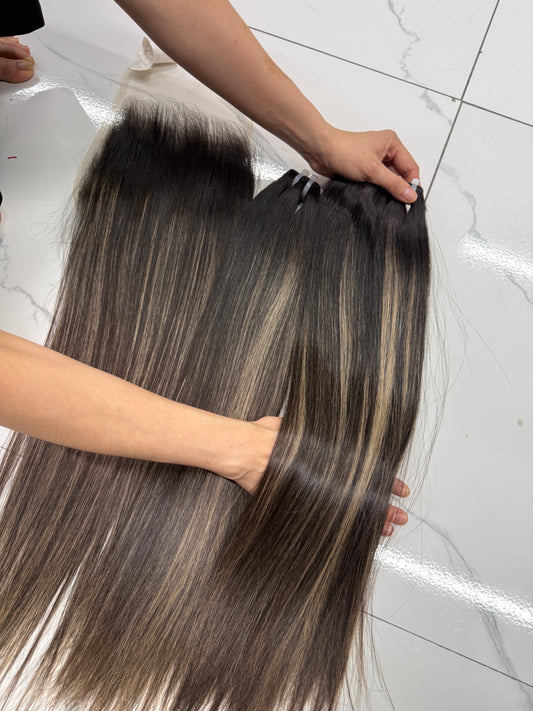 Set Of Wig Higlight Color 180_ Including 1 Closure+3 Bundles